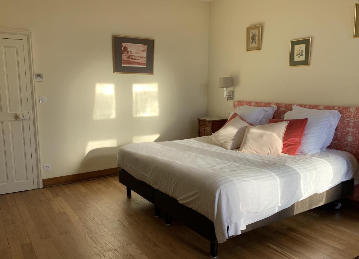 L'Abeaupiniere Bed & Breakfast Reboursin Oda fotoğraf